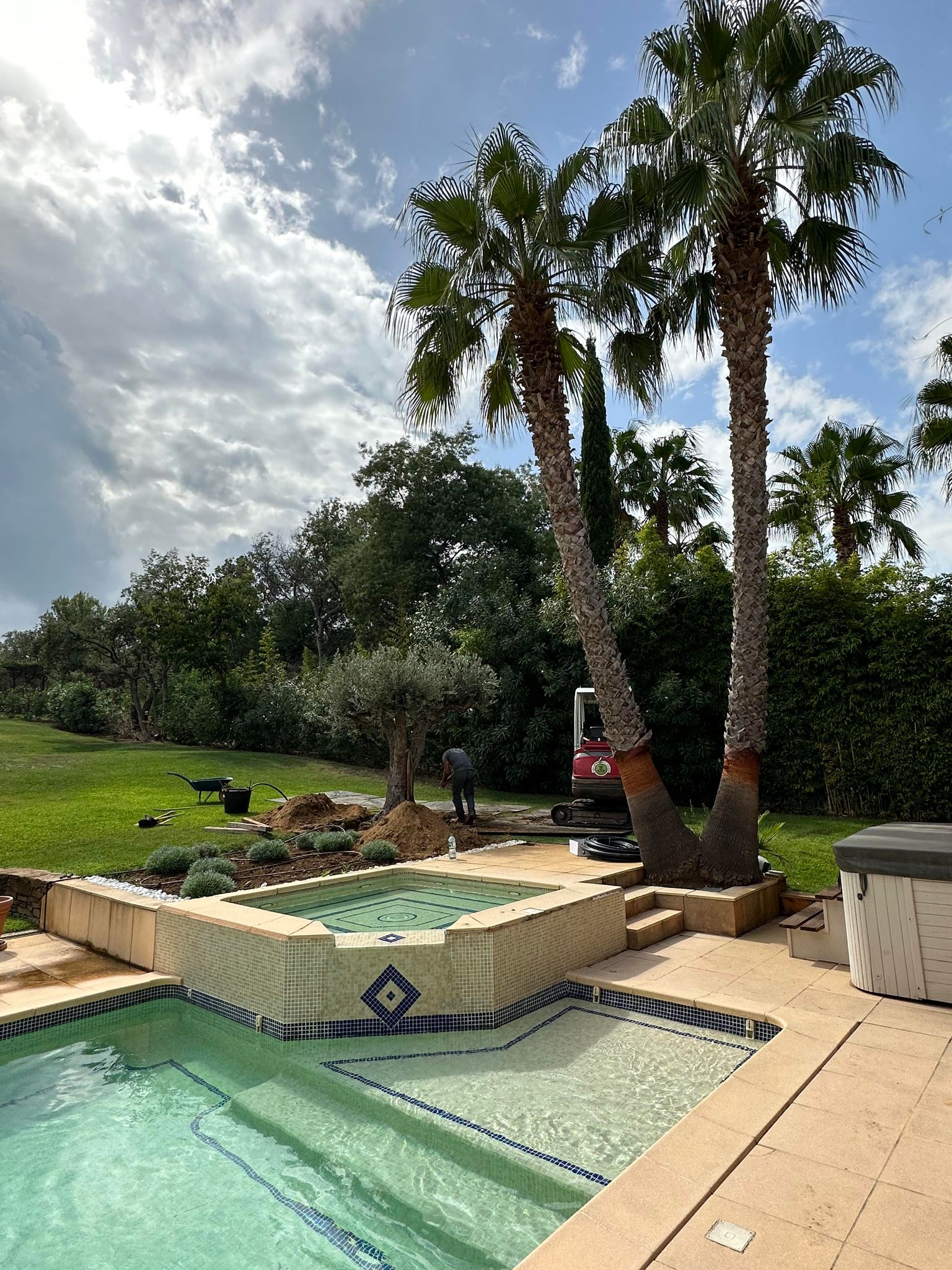 377618502_645561451009930_6238170481157006822_n